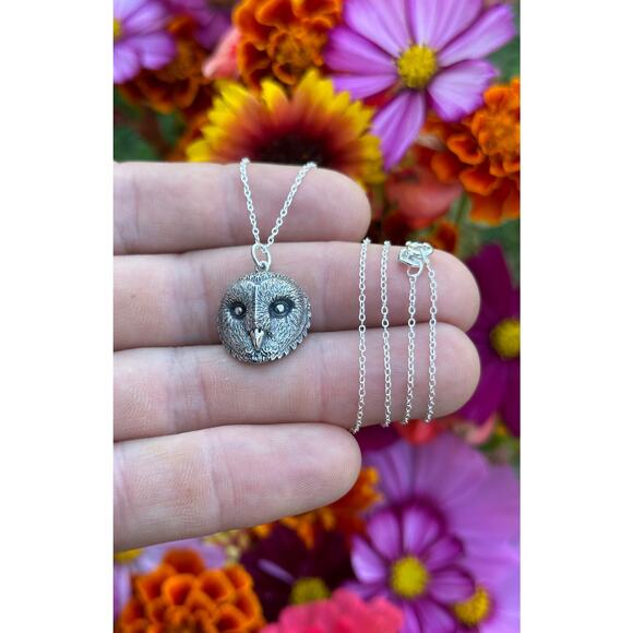 Sterling Silver Barn Owl Face Necklace, Silver Barn Owl Face Necklace - Picture 3 of 4